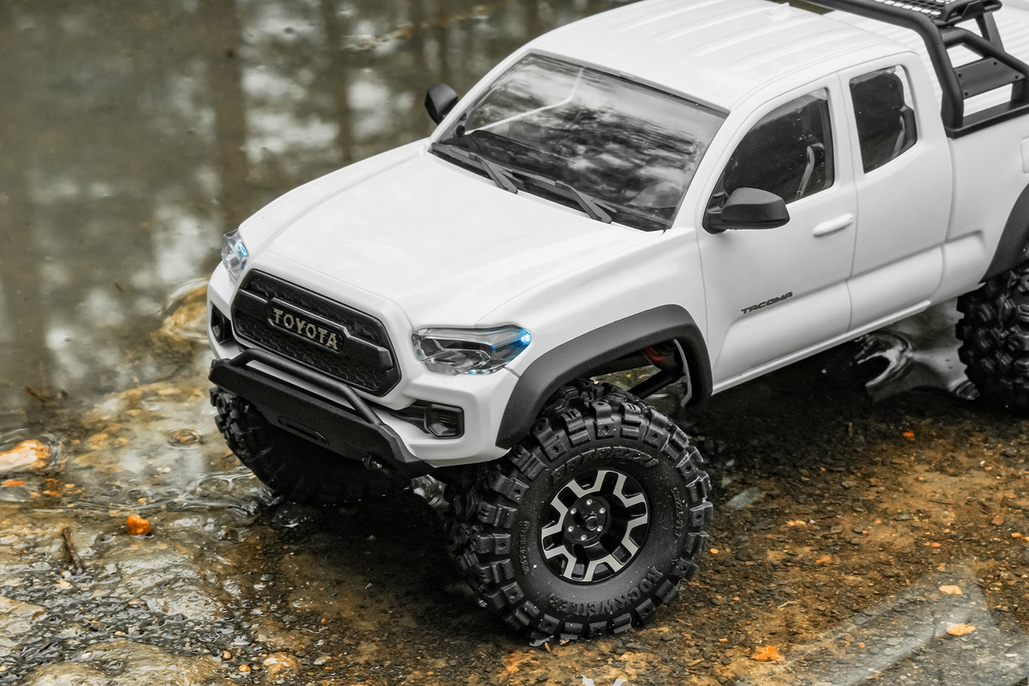 FairRC 1/24 FCX24M Taco White Truck Mod RTR