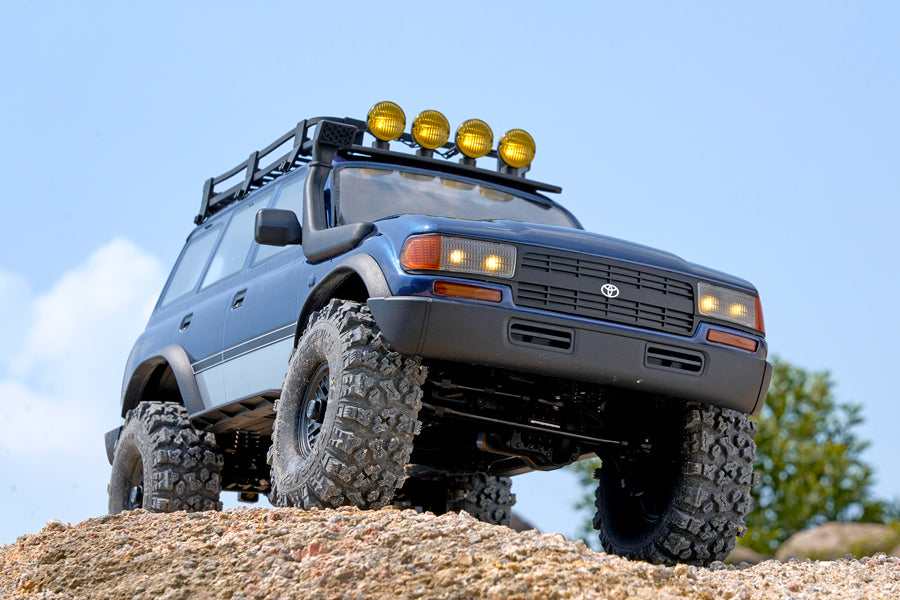 FMS 1/10 FCX10 PRO Brushless TOYOTA Land Cruiser 80 RS FMS 1/10 FCX10 PRO Brushless TOYOTA Land Cruiser 80 RS