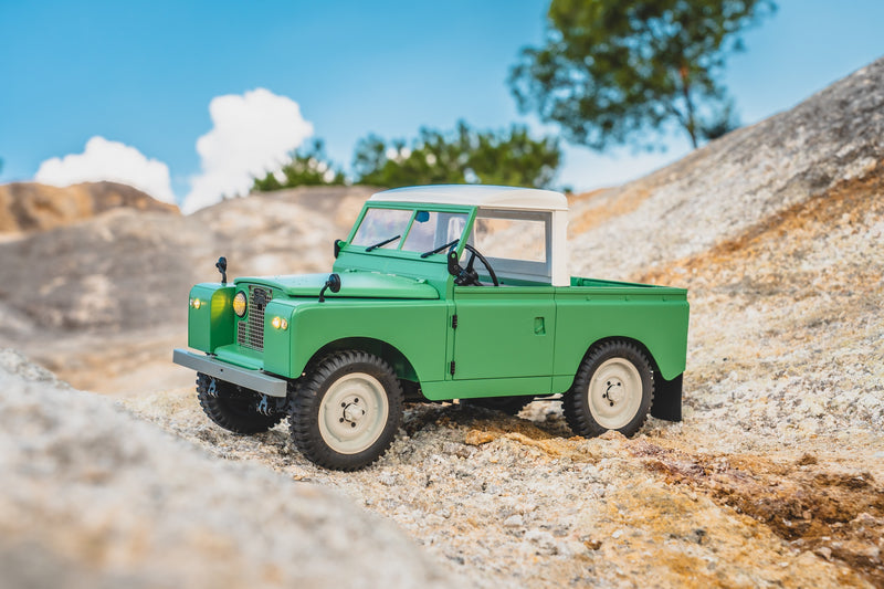 FMS 1/12 Land Rover Series II RTR