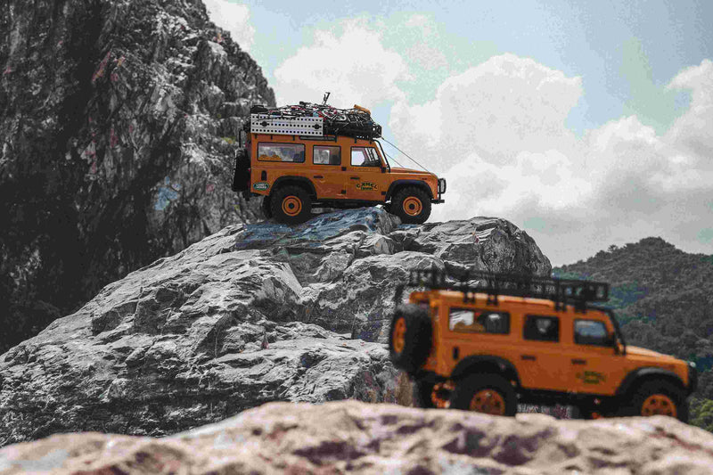 FMS 1/10 FCX10 Land Rover Camel Trophy Edition RS