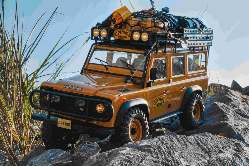FMS 1/10 FCX10 Land Rover Camel Trophy Edition RS