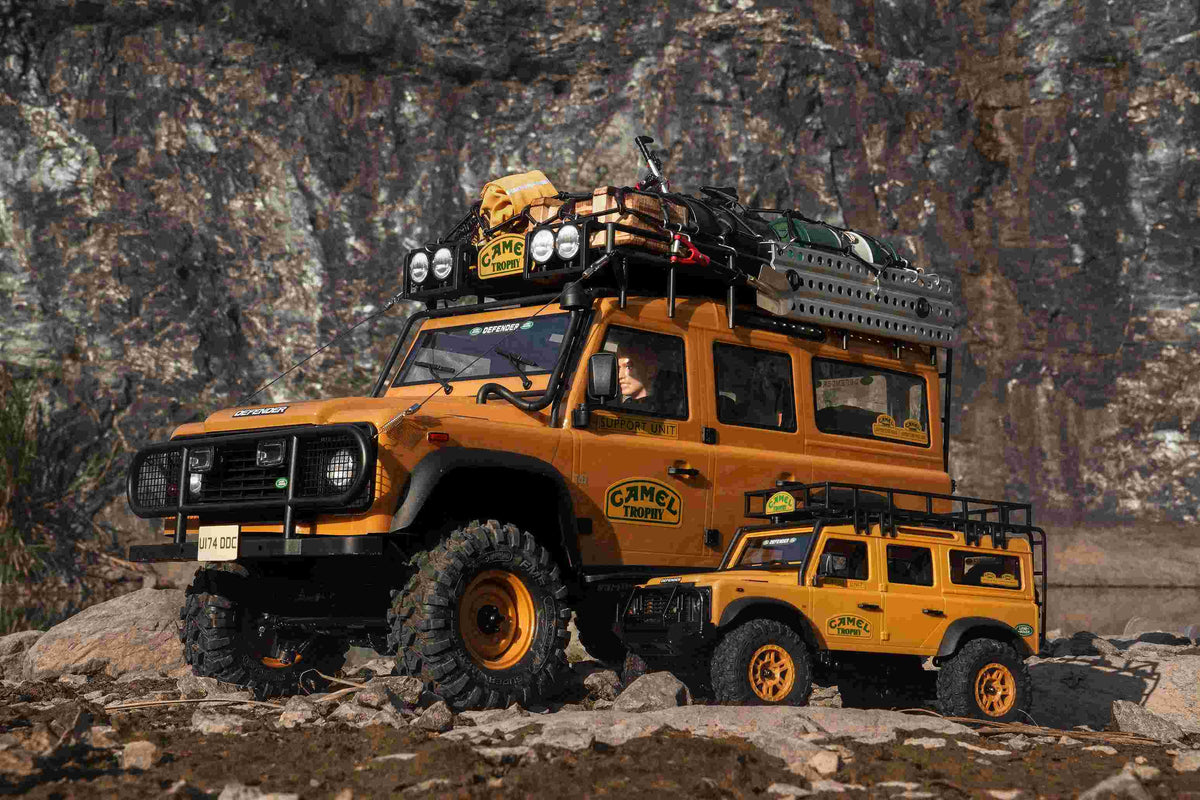 FMS 1/10 FCX10 Land Rover Camel Trophy Edition RS