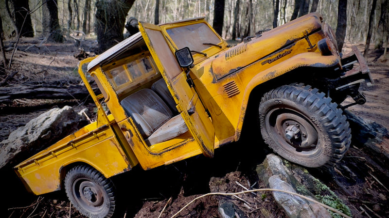 FairRC 1/12 Toyota FJ45 Yellow Rusted Mod RTR