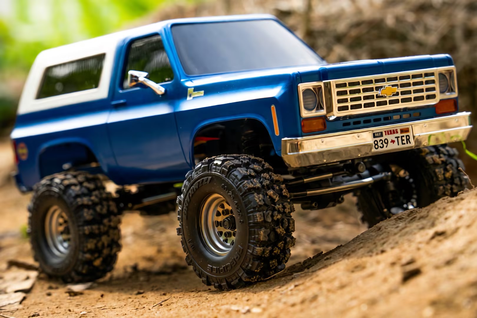 FairRC 1/24 FCX24S Brushless K5 Mods RTR Way Cool Red / Blue (Flash Sale: 50 Units Only)